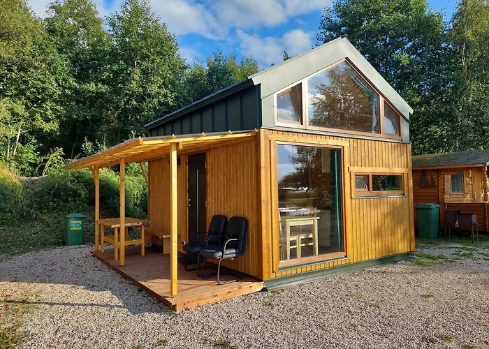 Tohela Jaerve Puhkekuela Кемпинг *