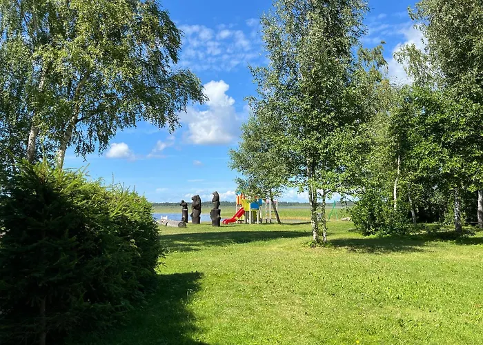 Tohela Jaerve Puhkekuela Кемпинг *