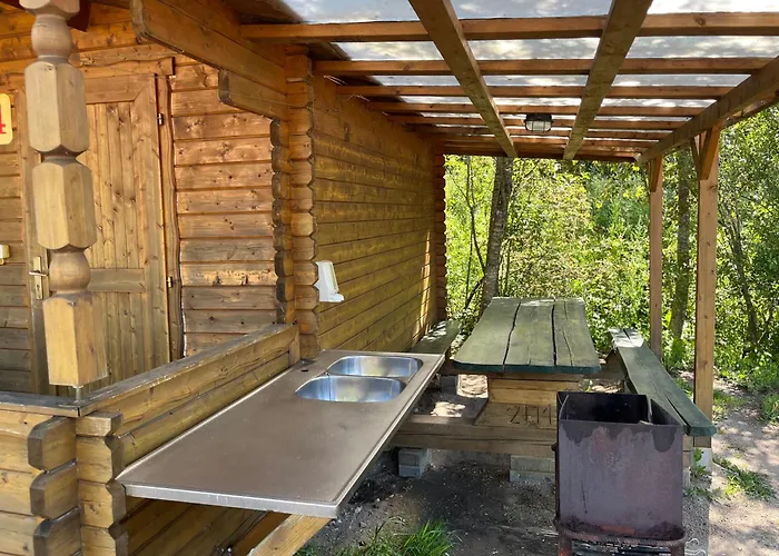 Tohela Jaerve Puhkekuela * Mannikuste