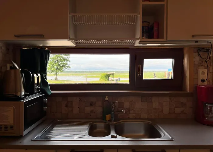 Tohela Jaerve Puhkekuela *